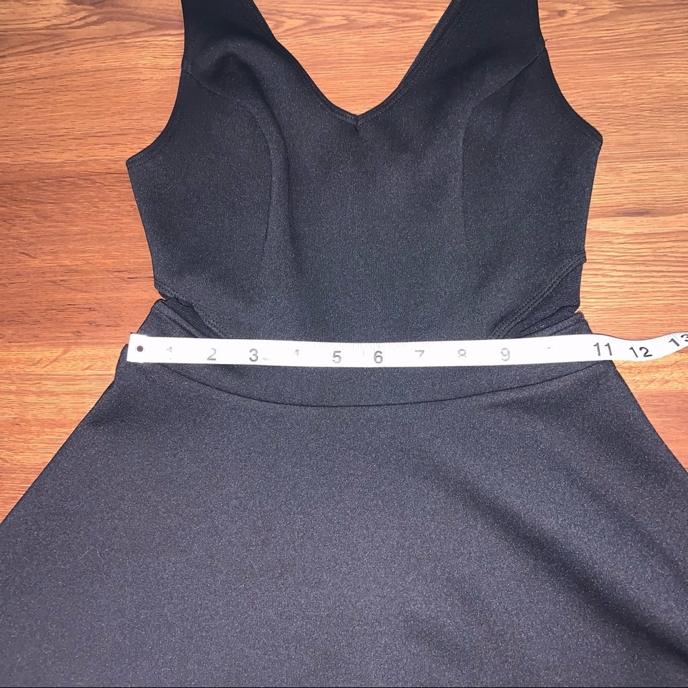 Abercrombie & Fitch Black Fit and Flare Dress Size XS - Picture 4 of 8
